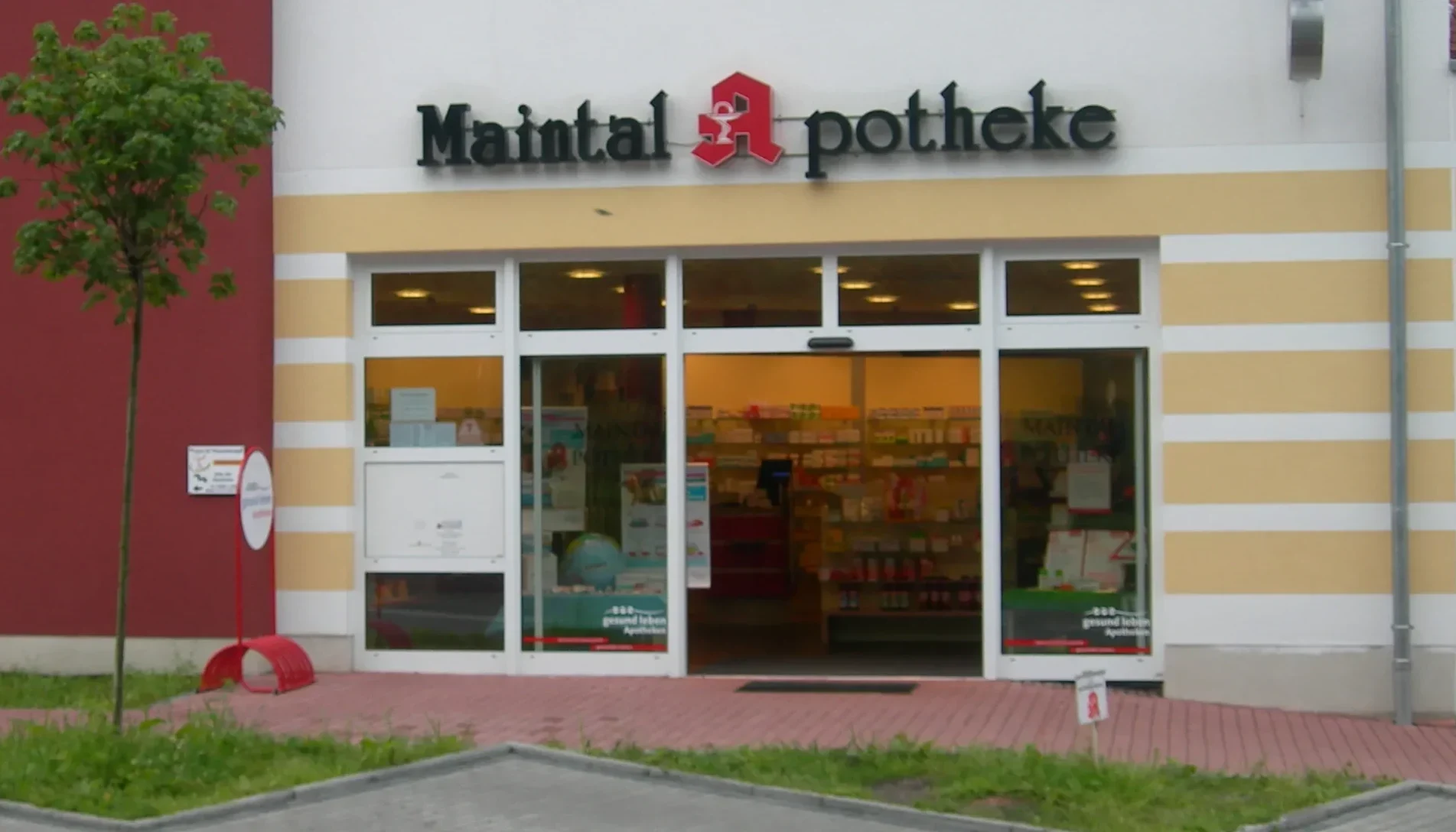 Apotheke außen